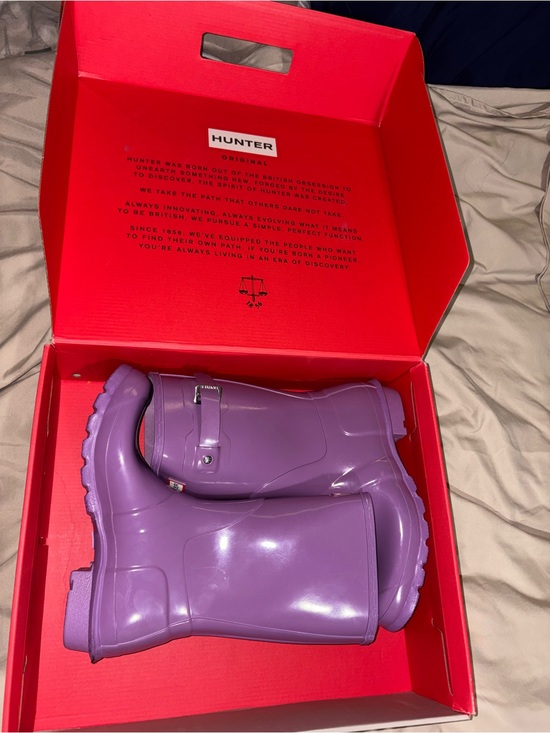 Hunter Shoes - Authentic Hunter Original Short Gloss Rain Boots Thistle Purple Women’s US 9 NIB